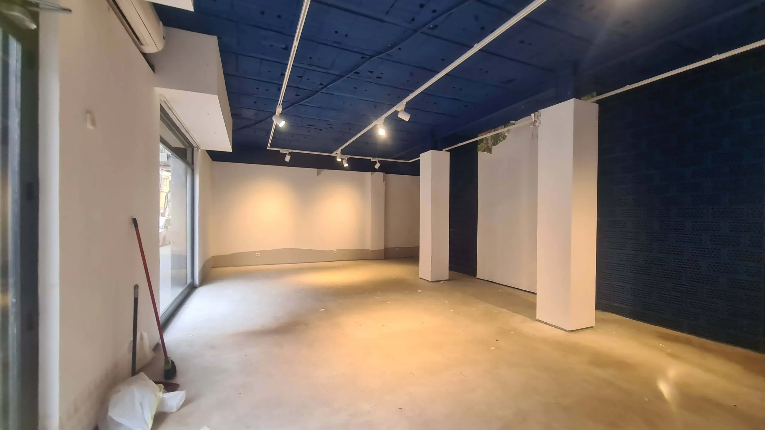 Diseno de Interiores_Zapateria Garos_Antes (4)