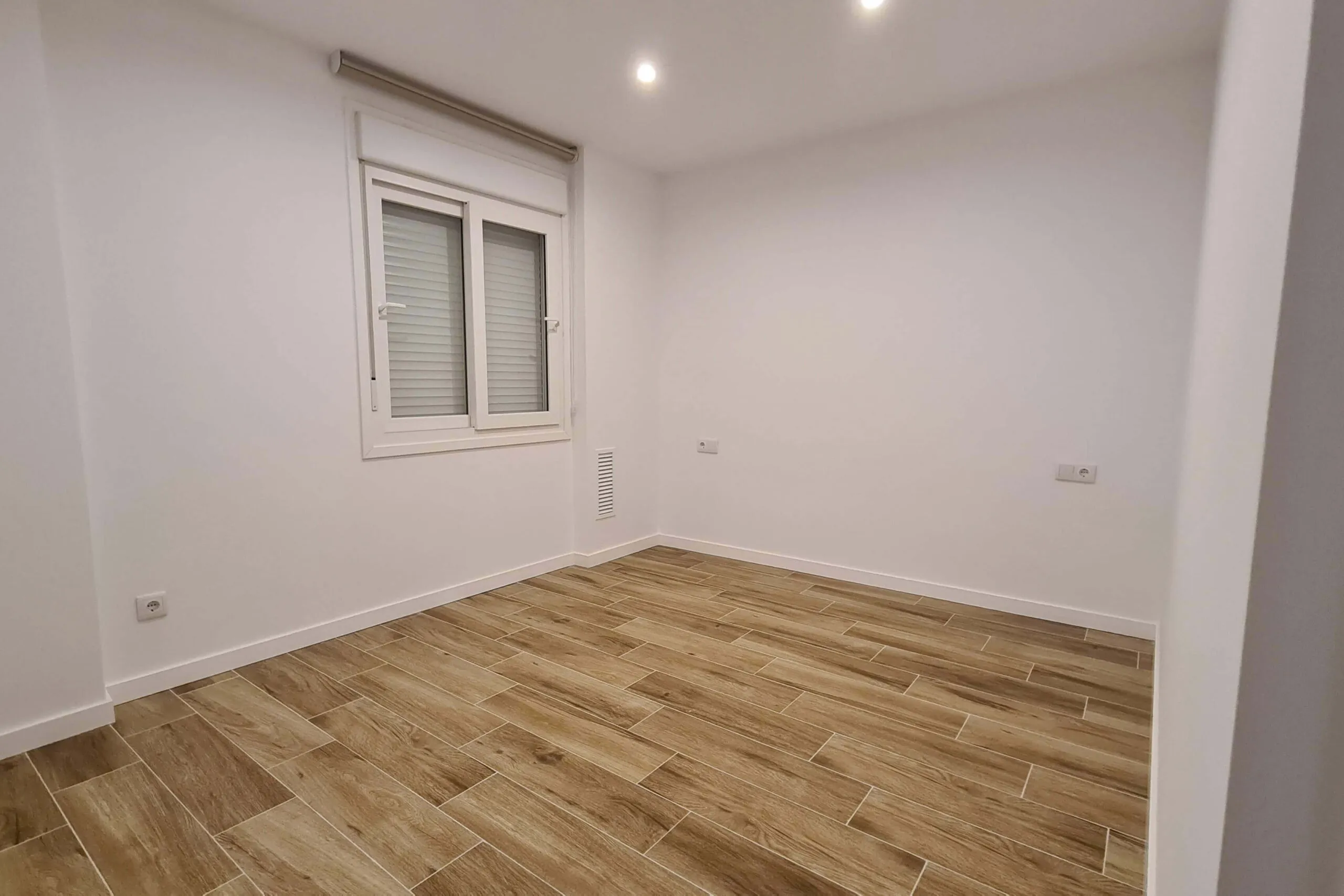 Carolina Baracho_Home Staging_Antes_Terrassa (1)